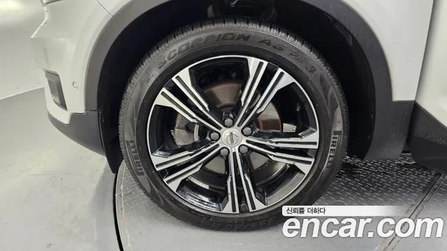 Volvo XC40 id 2649774 из Кореи 15