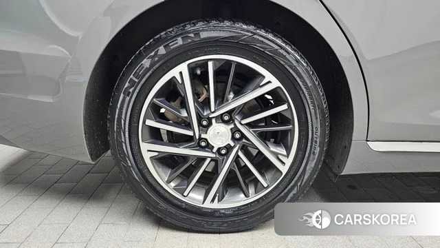 Hyundai The New Grandeur IG id 4429319 из Кореи 29