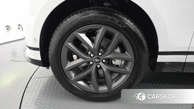 Land Rover Range Rover Velar id 4016745 из Кореи 15