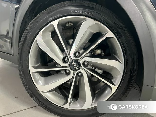 Kia Niro id 3845538 из Кореи 15