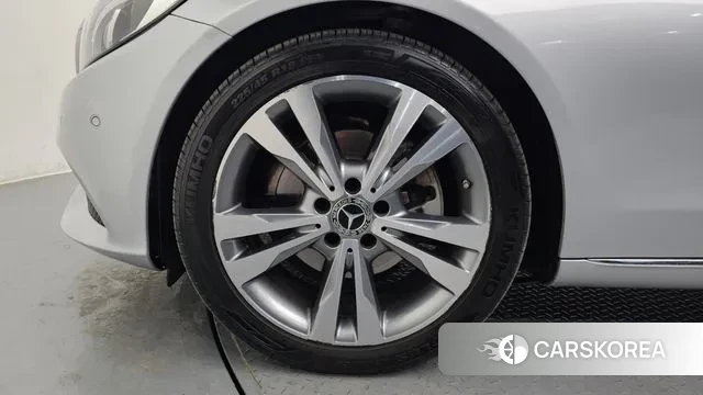 Mercedes-Benz C-Class W205 id 3709399 из Кореи 15