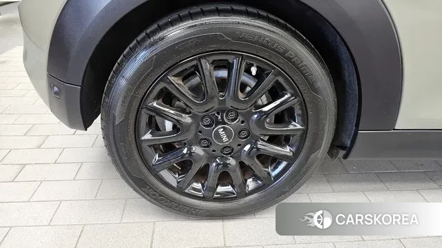 Mini Cooper S id 3395885 из Кореи 15