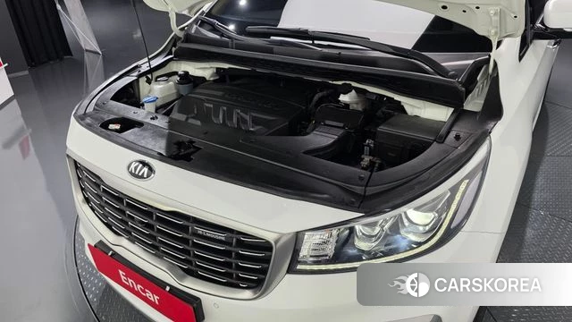 Kia The New Carnival id 4581679 из Кореи 30