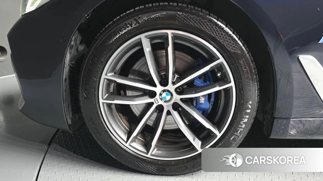 BMW 5 Series (G30) id 4675824 из Кореи 15