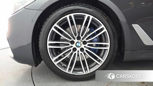 BMW 5 Series (G30) id 4667428 из Кореи 28