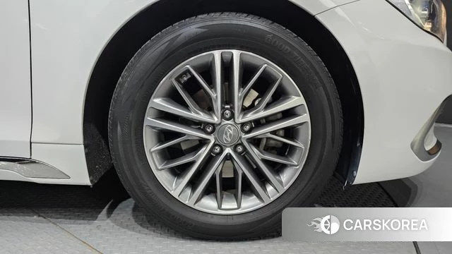 Hyundai Grandeur IG id 3821108 из Кореи 15