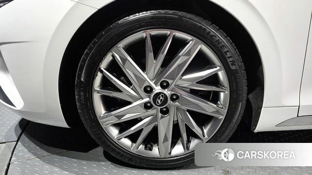 Hyundai The New Grandeur IG id 4698291 из Кореи 29