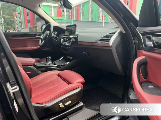 BMW iX3 2022 Черный из Китая, фото 5