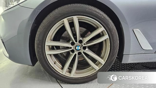 BMW 5 Series (G30) id 4525923 из Кореи 15
