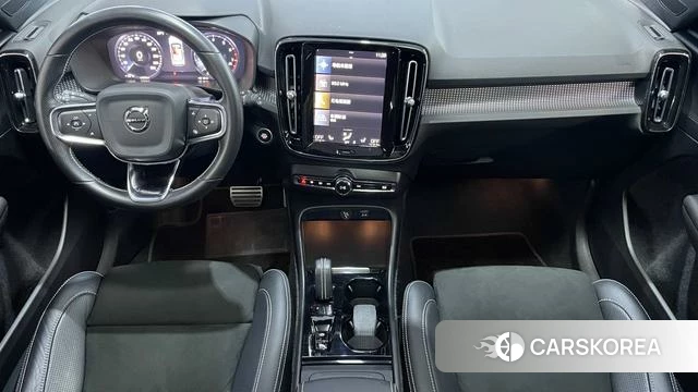 Volvo XC40 id 4213820 из Китая 8
