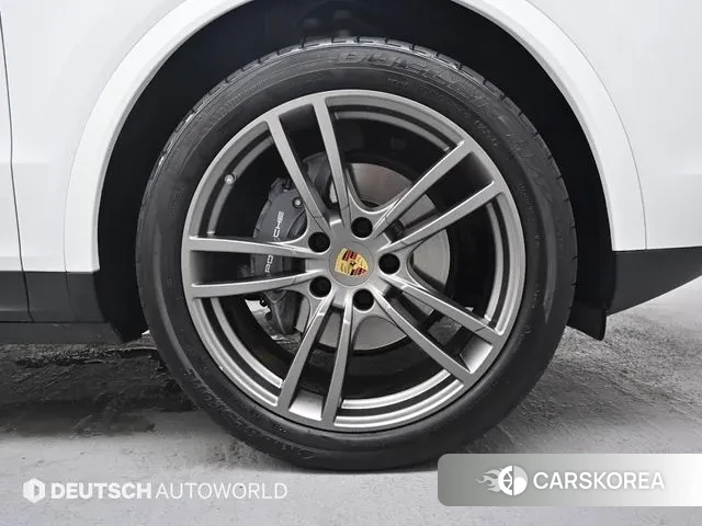 Porsche Cayenne (PO536) id 2984574 из Кореи 13