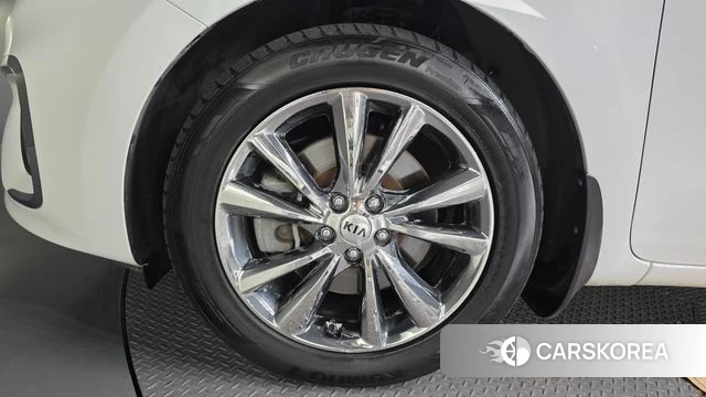 Kia The New Carnival id 4465614 из Кореи 15