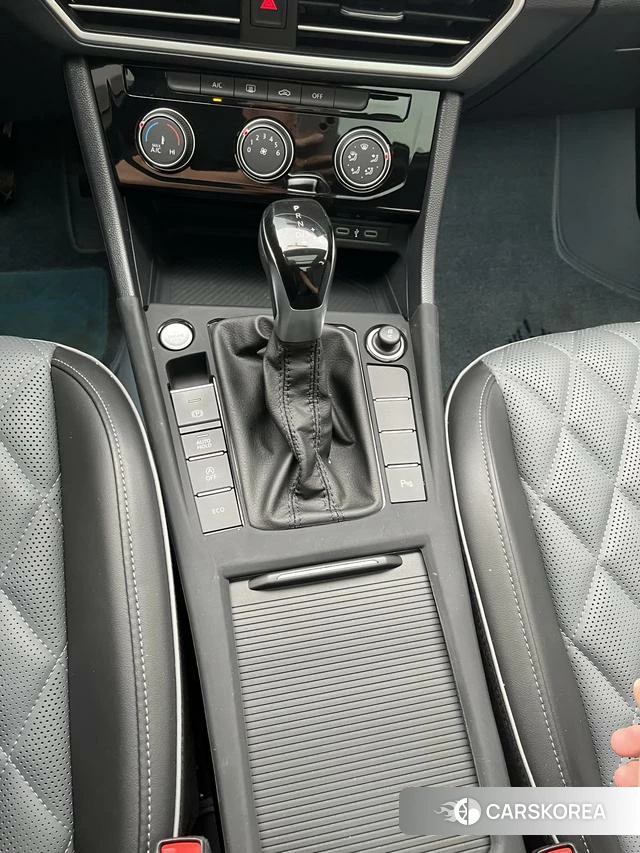 Volkswagen Sagitar id 4264200 из Китая 12