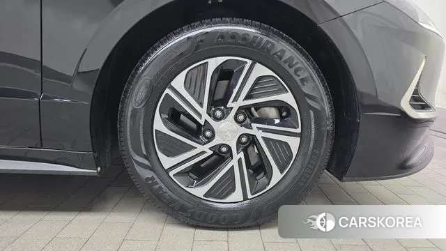 Hyundai Sonata Hybrid (DN8) id 3656021 из Кореи 15