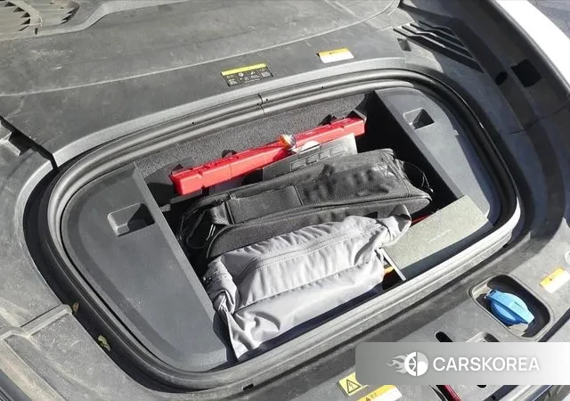 Audi RS e-Tron GT id 3640011 из Кореи 15