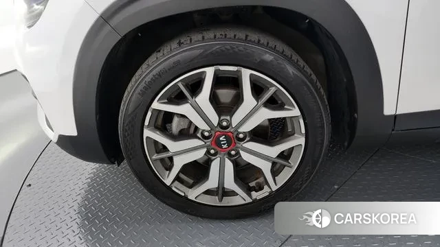 Kia Seltos id 3350821 из Кореи 15