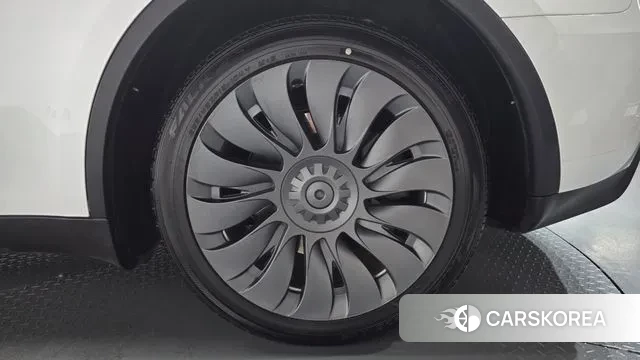 Tesla Model Y id 3251512 из Кореи 15