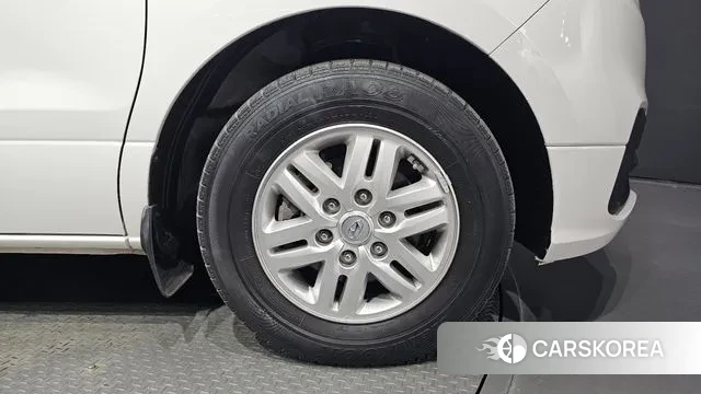 Hyundai The New Grand Starex id 2885774 из Кореи 15