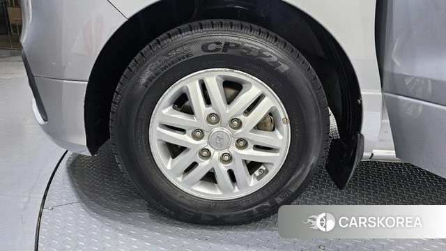 Hyundai The New Grand Starex id 3801613 из Кореи 15