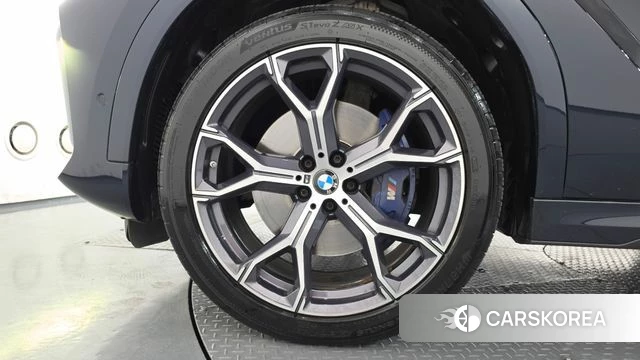 BMW X6 (G06) id 4636516 из Кореи 31