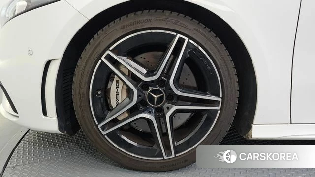 Mercedes-Benz A-Class W177 id 4250479 из Кореи 15
