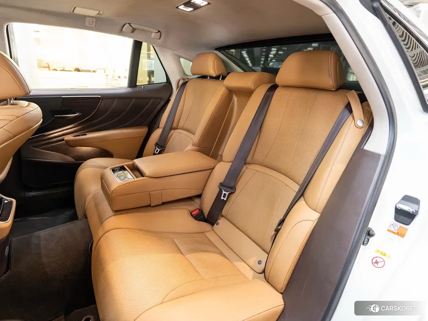 Lexus LS id 4539304 из Китая 17
