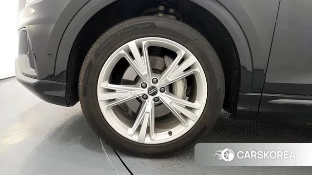 Audi Q8 (4M) id 3237028 из Кореи 15