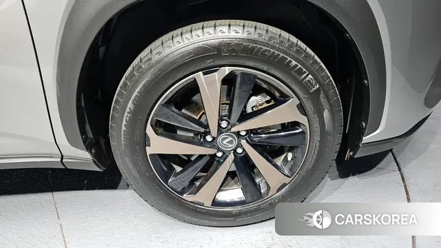 Lexus NX300h id 3504080 из Кореи 15