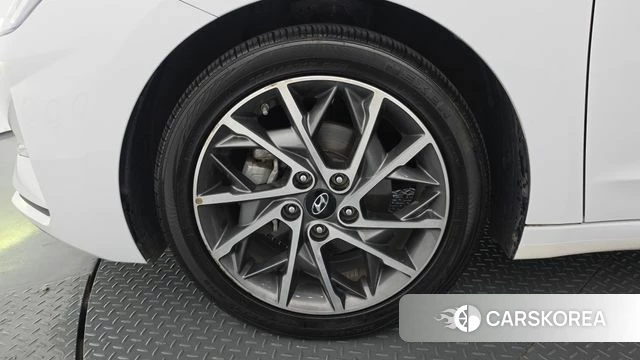 Hyundai The New Avante AD id 4652001 из Кореи 14