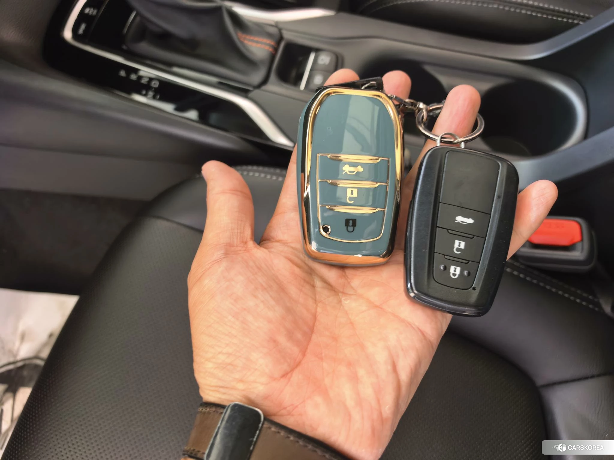Toyota Corolla id 4514897 из Китая 13