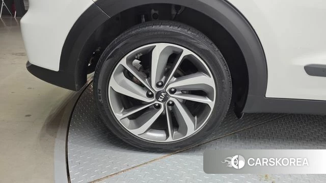 Kia Niro id 4483415 из Кореи 15