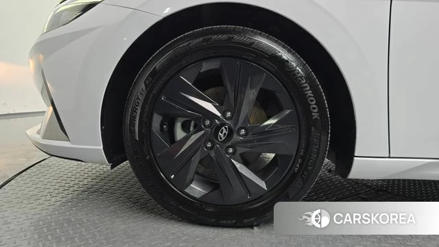 Hyundai Avante Hybrid (CN7) id 3898099 из Кореи 15