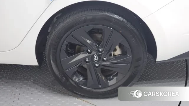 Hyundai Avante (CN7) id 2889415 из Кореи 15