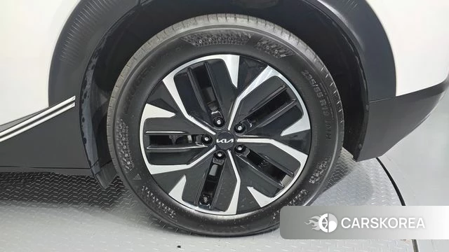 Kia EV6 id 4893489 из Кореи 25