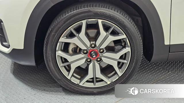Kia Seltos id 4780584 из Кореи 15