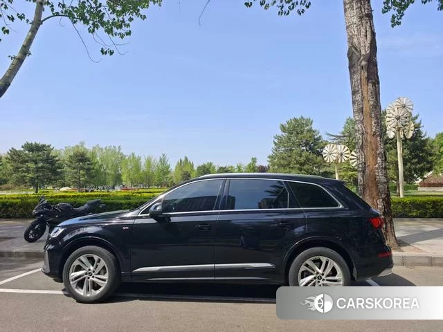 Audi Q7 id 4259196 из Китая 14