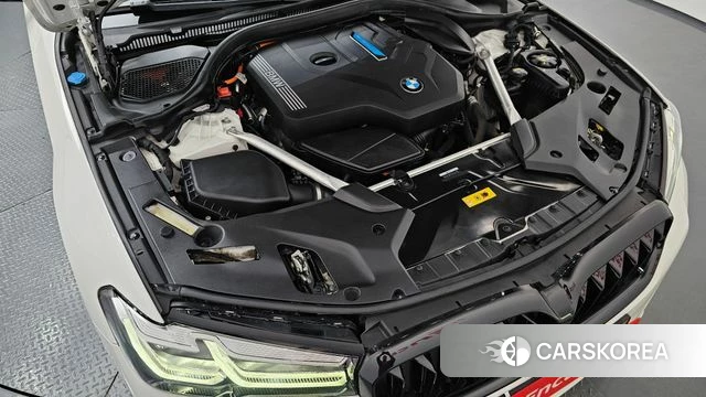 BMW 5 Series (G30) id 4268366 из Кореи 29