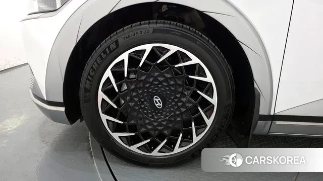 Hyundai Ionic 5 id 3426532 из Кореи 15