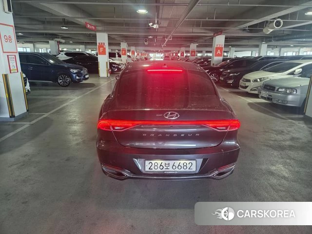 Hyundai The New Grandeur IG Hybrid id 4250453 из Кореи 10