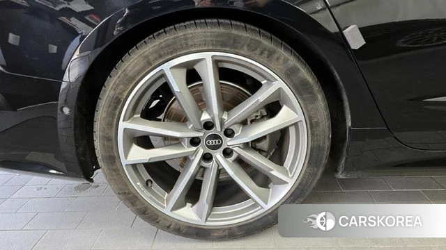 Audi A7 (4K) id 3923782 из Кореи 15