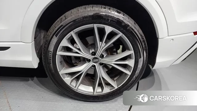 Audi Q8 (4M) id 3016499 из Кореи 15