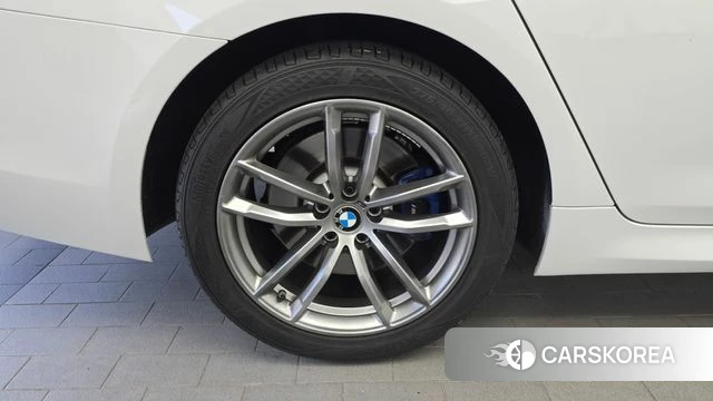 BMW 5 Series (G30) id 4477588 из Кореи 26