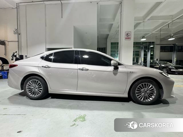 Toyota Camry id 4263614 из Китая 11
