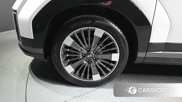 Hyundai Santa Fe (MX5) id 4602783 из Кореи 31