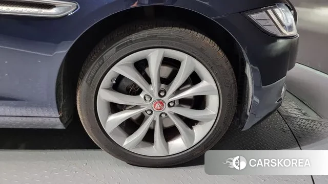 Jaguar XF (X260) id 3330299 из Кореи 15