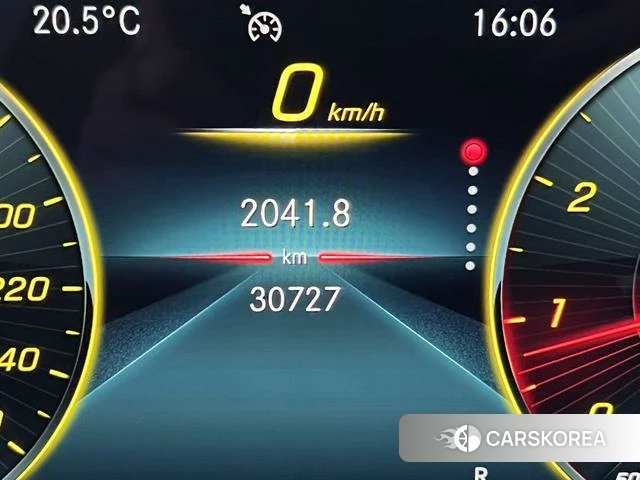 Mercedes-Benz E-class id 4306944 из Китая 17