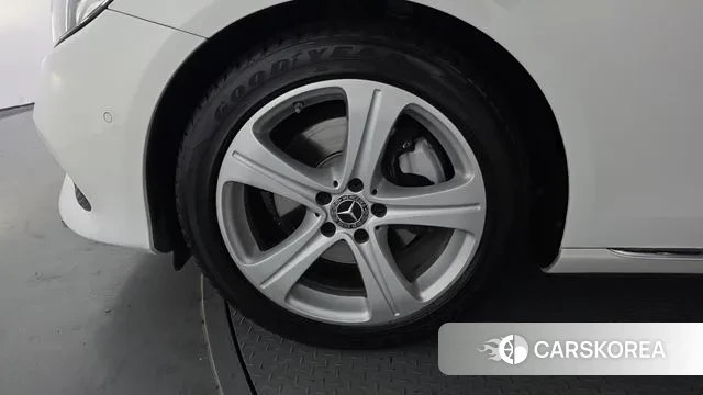 Mercedes-Benz E-Class W213 id 3526464 из Кореи 15