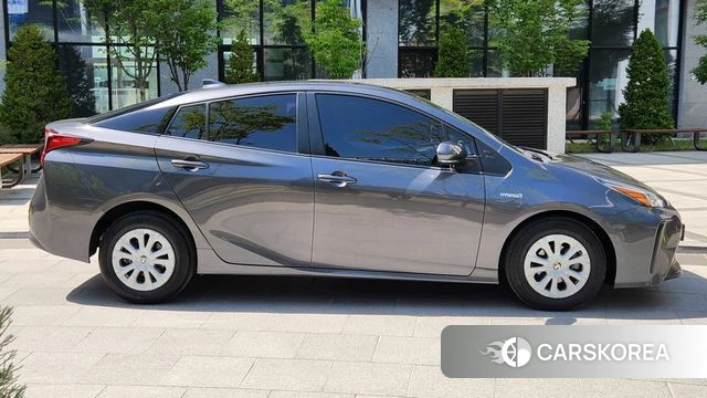 Toyota Prius 4th Generation id 4206686 из Кореи 15