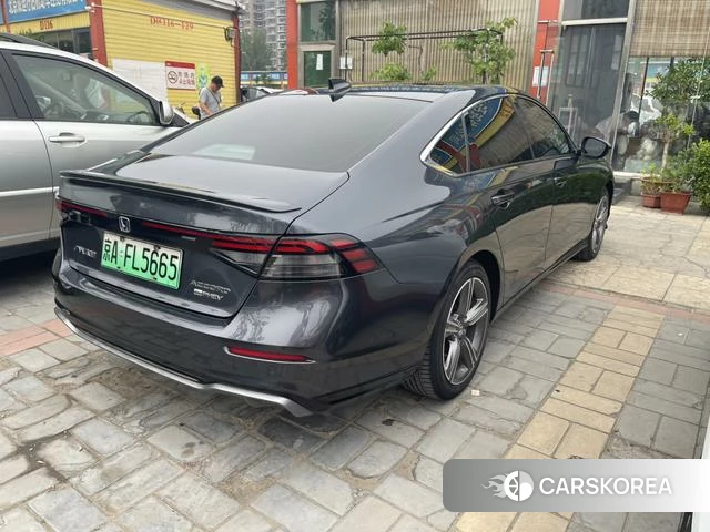 Honda Accord PHEV 2024 Серебристо-серый из Китая, фото 5