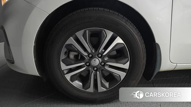 Kia The New Carnival id 4930459 из Кореи 26